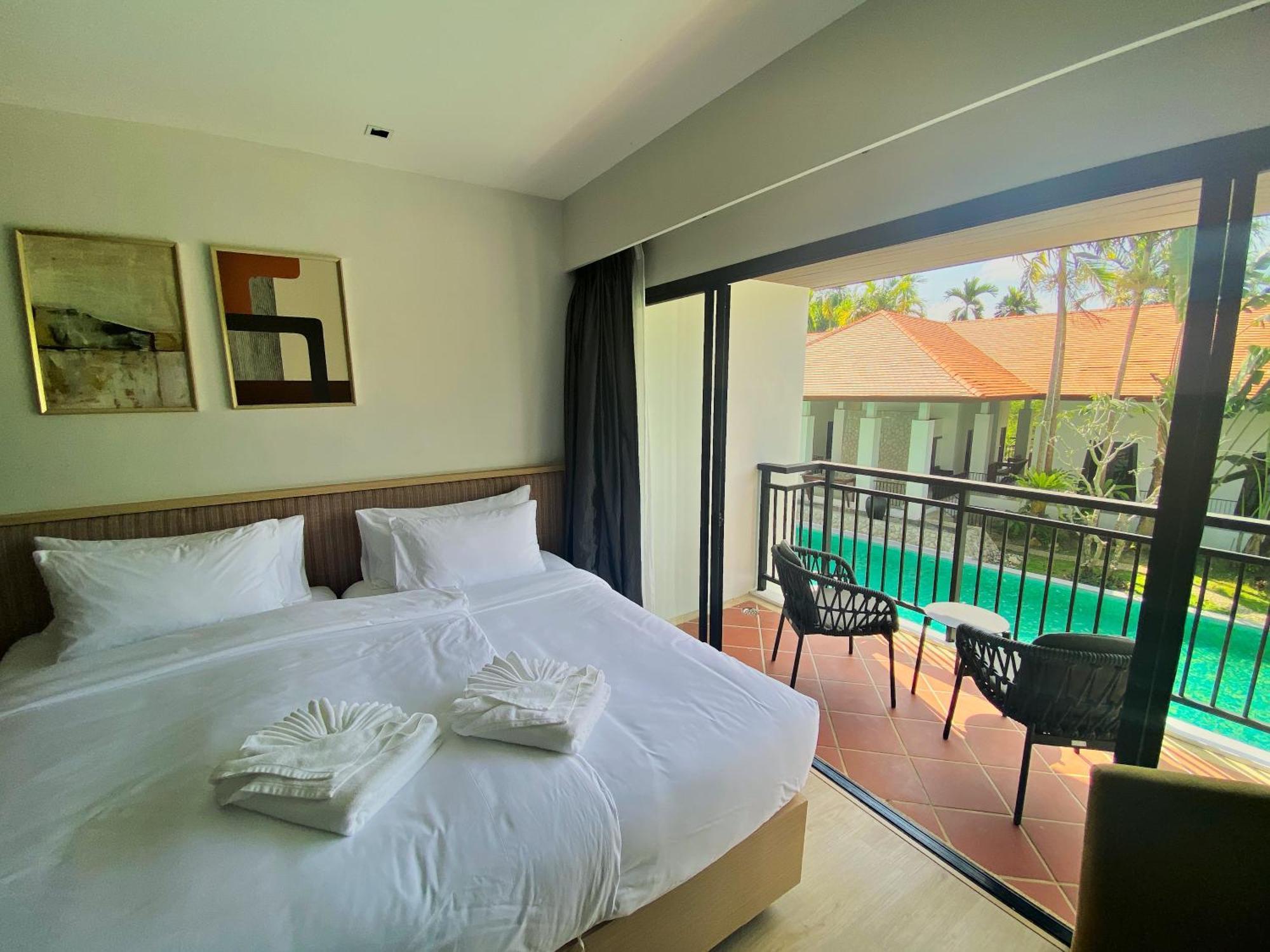Estella Phuket Mai Khao Beach Resort Екстер'єр фото